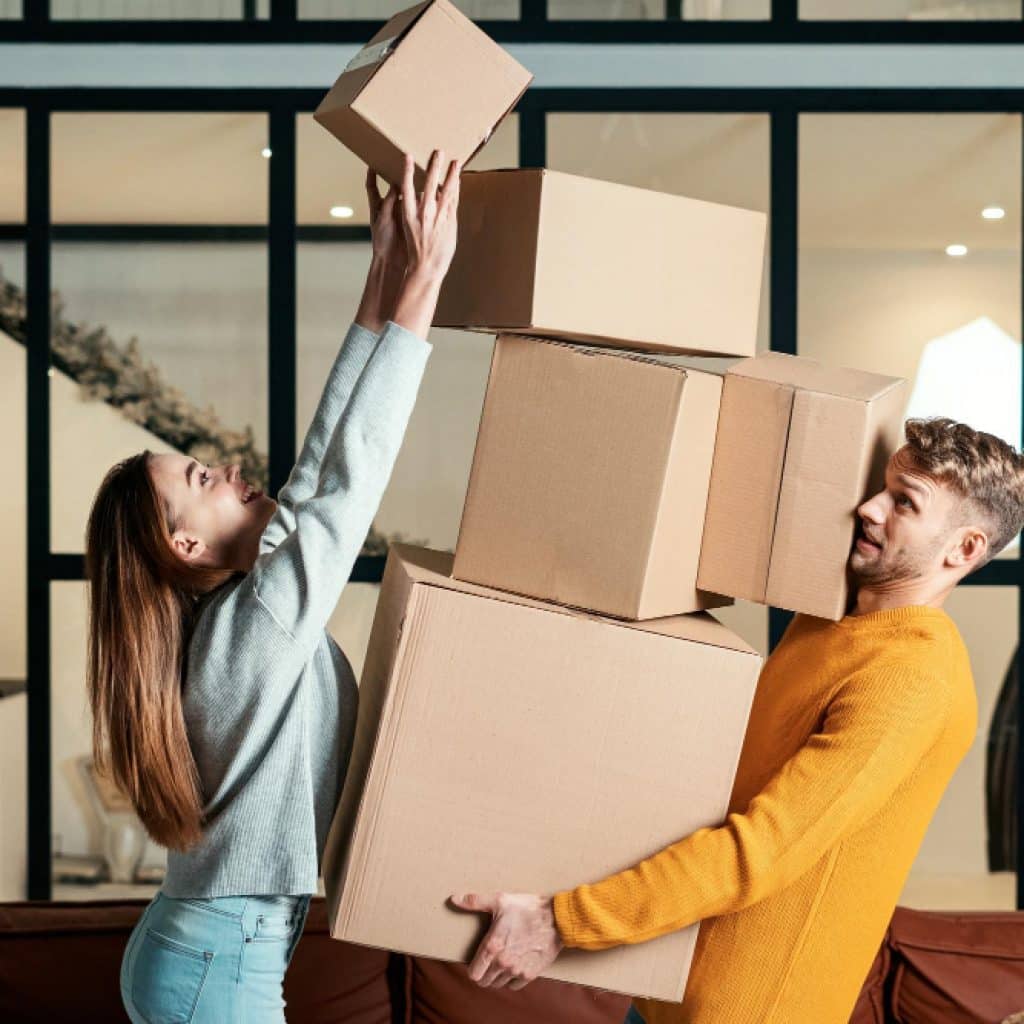 Déménagement Particulier vs Entreprise: Comparaison